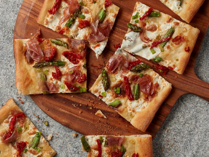 Pizza with Asparagus and Prosciutto