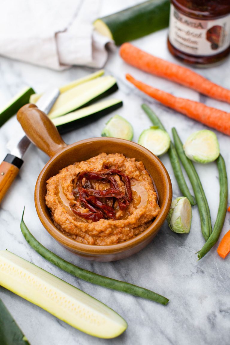 Sundried Tomato Hummus