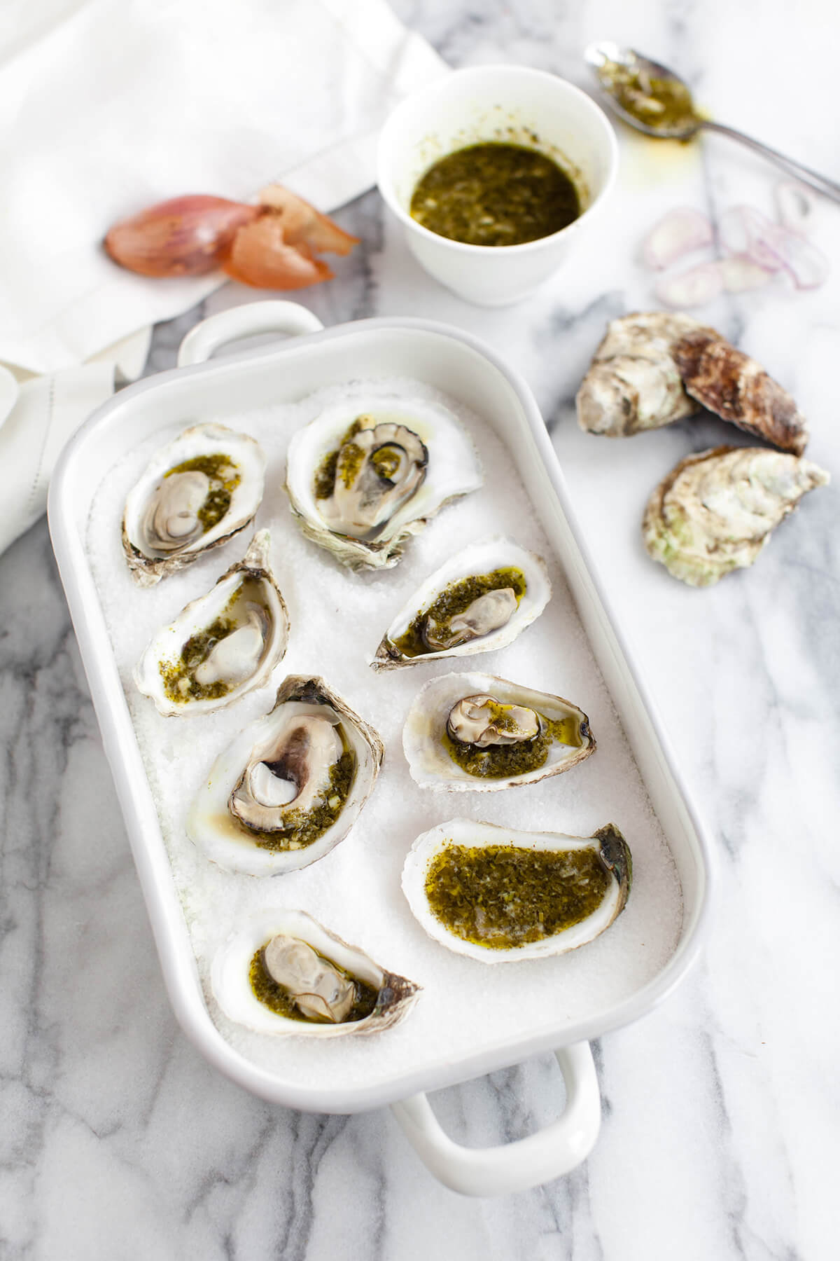 Grilled Oysters with Pesto Mingonette
